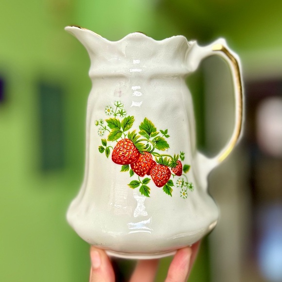 Vintage Dainty Porcelain Strawberry Field Cottagecore Farmhouse Kitchen Pitcher - Picture 9 of 13